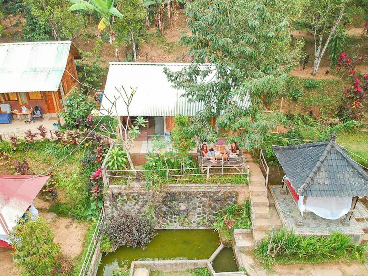Buda'S Homestay Lemukih Buleleng  Luaran gambar