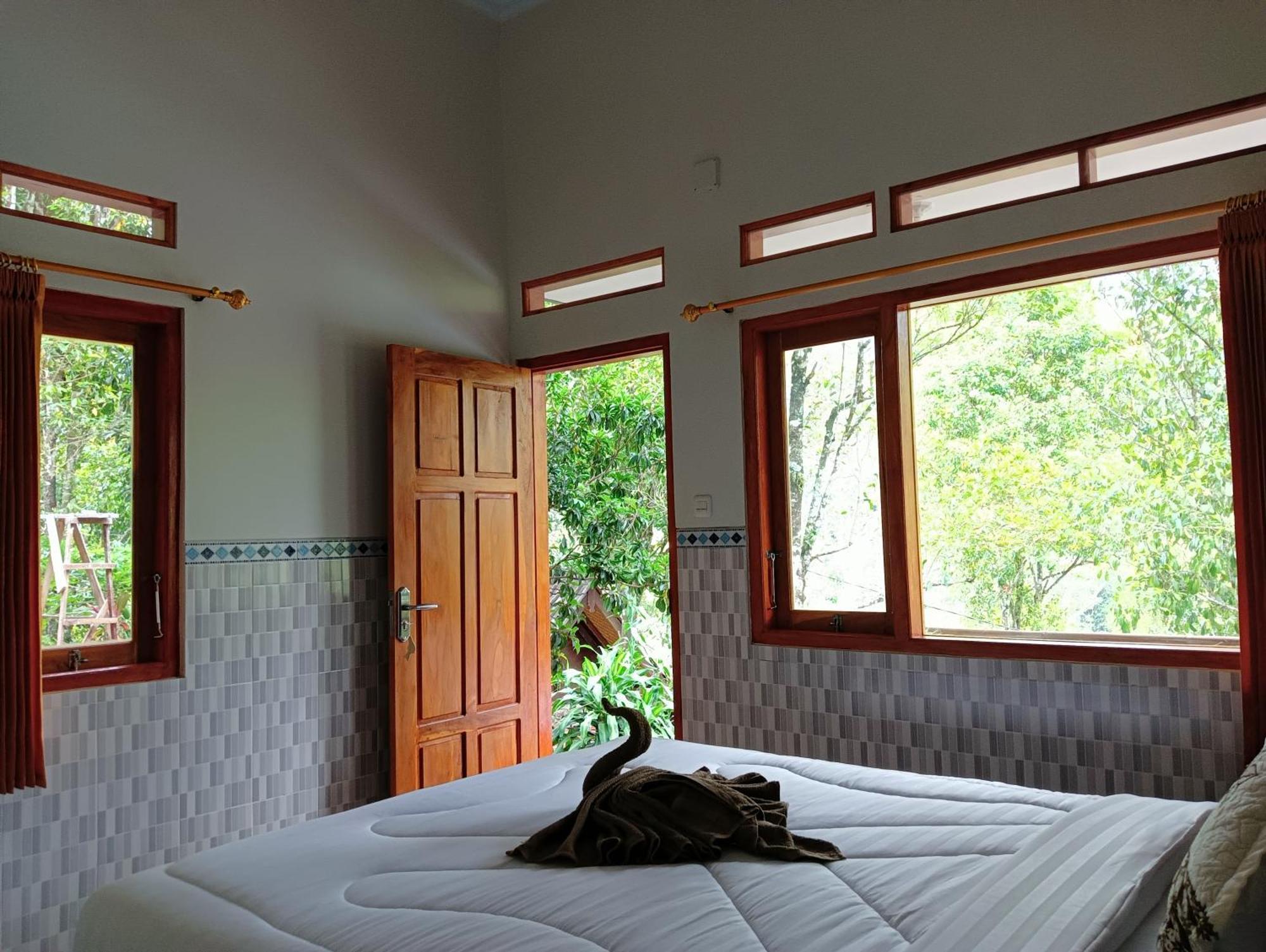 Buda'S Homestay Lemukih Buleleng  Luaran gambar
